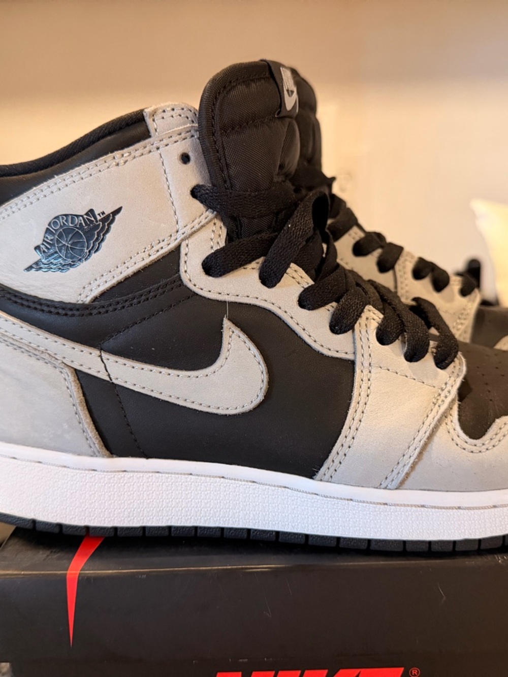 Jordan 1 retro High Sneakers shadow 2.0 size 7y